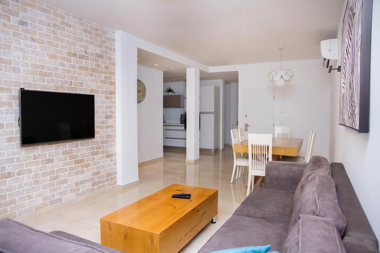 Apartments4You Etsel Bat Yam Exterior photo