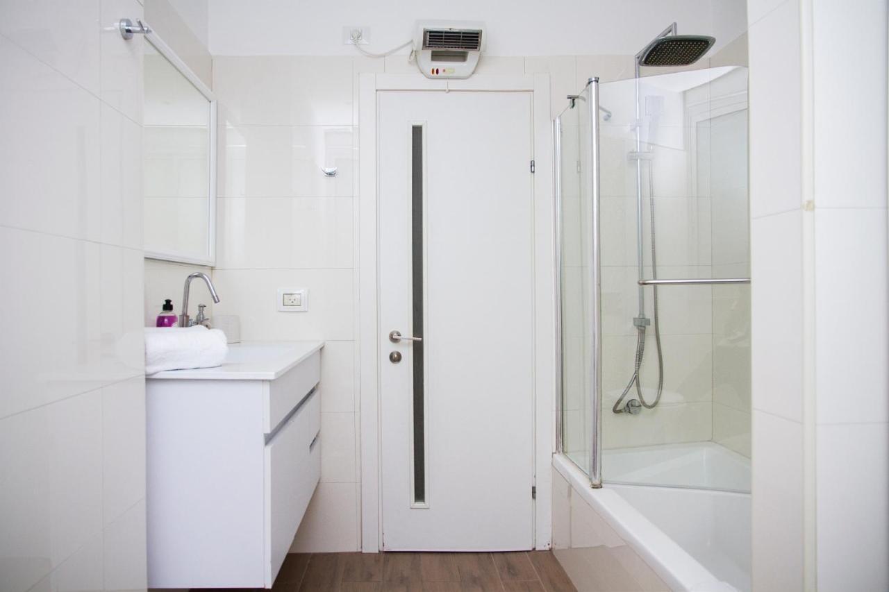 Apartments4You Etsel Bat Yam Exterior photo