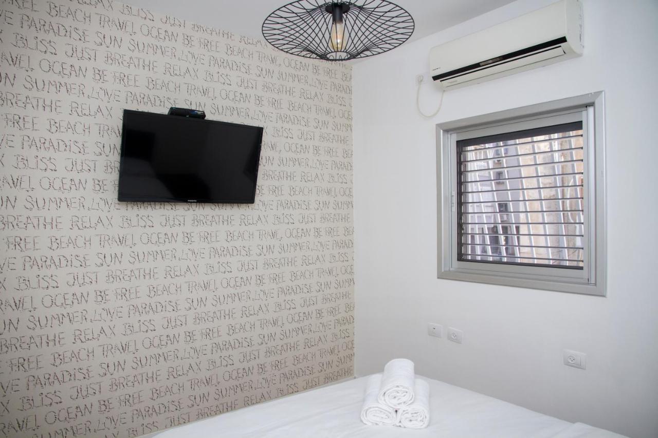 Apartments4You Etsel Bat Yam Exterior photo