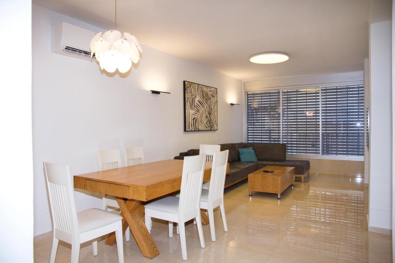 Apartments4You Etsel Bat Yam Exterior photo