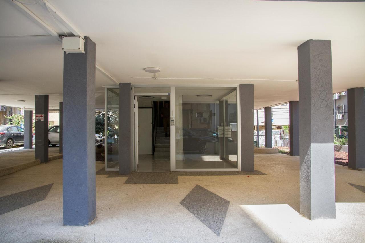 Apartments4You Etsel Bat Yam Exterior photo