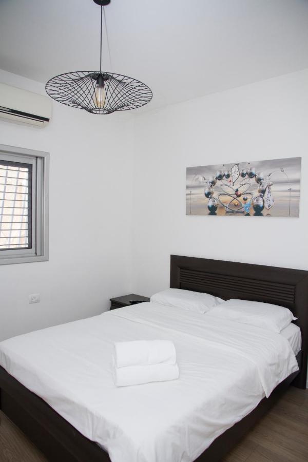 Apartments4You Etsel Bat Yam Exterior photo