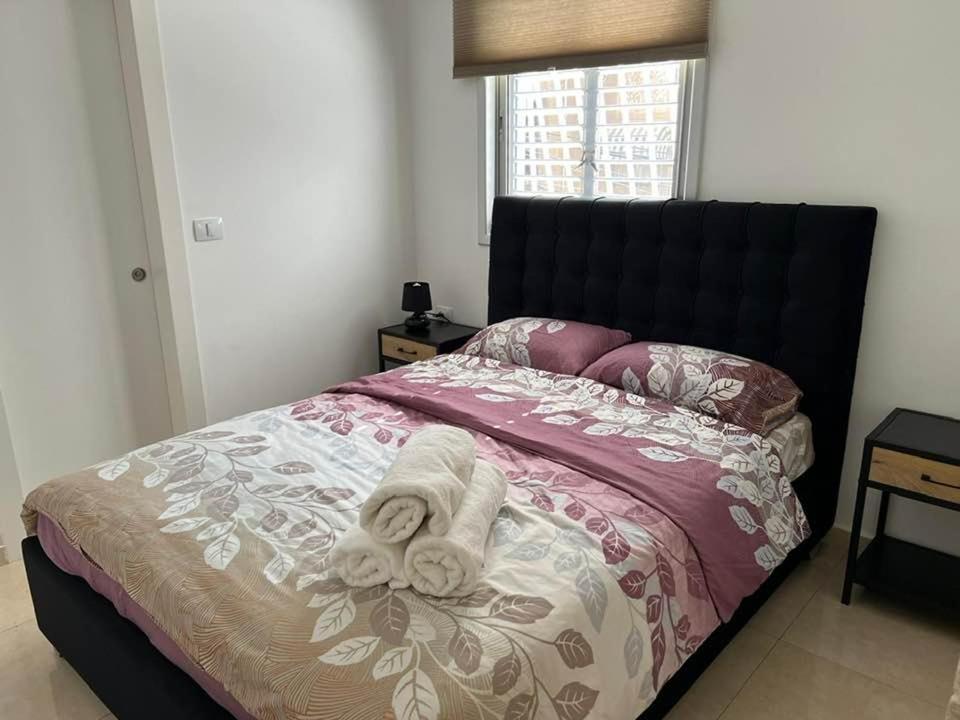 Apartments4You Etsel Bat Yam Exterior photo